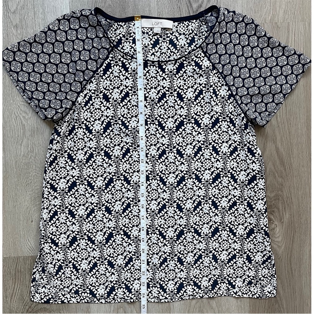 Ann Taylor LOFT Damask Fluid Tee - Picture 11 of 11